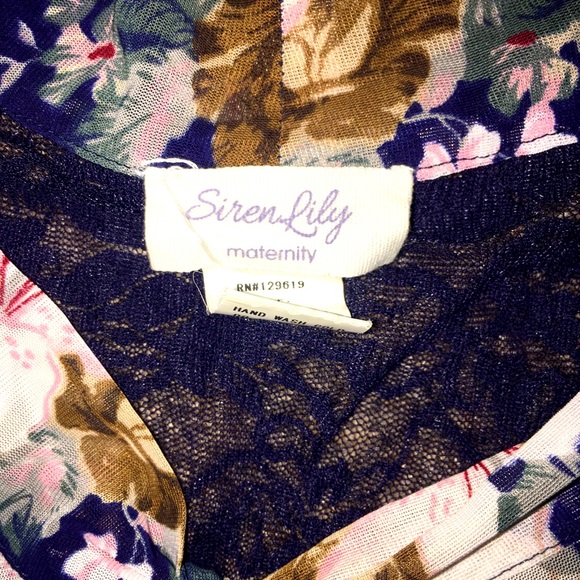 Maternity blouse - Picture 1 of 4